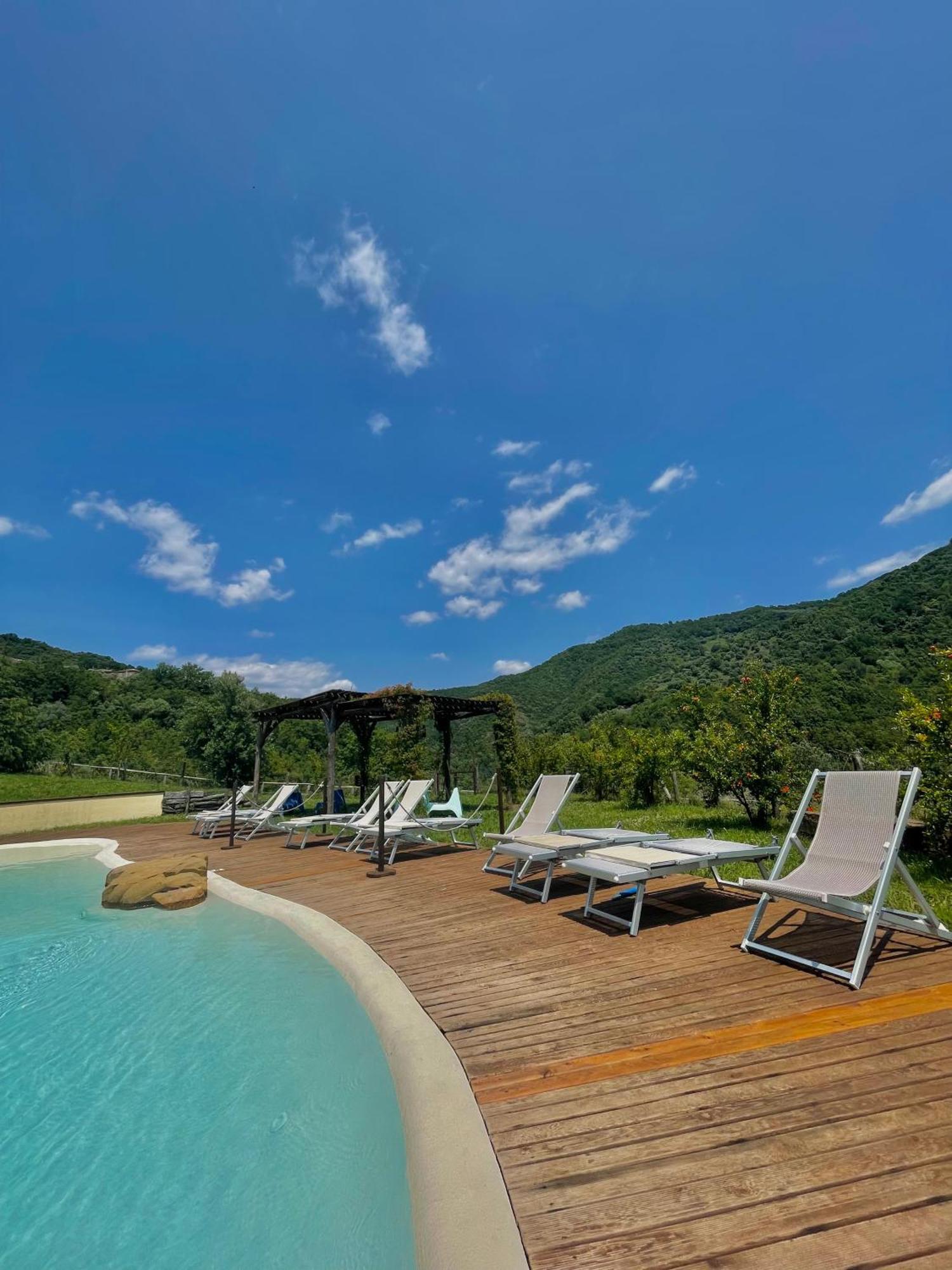 Agriturismo Piano Di Andrea Ostigliano Экстерьер фото