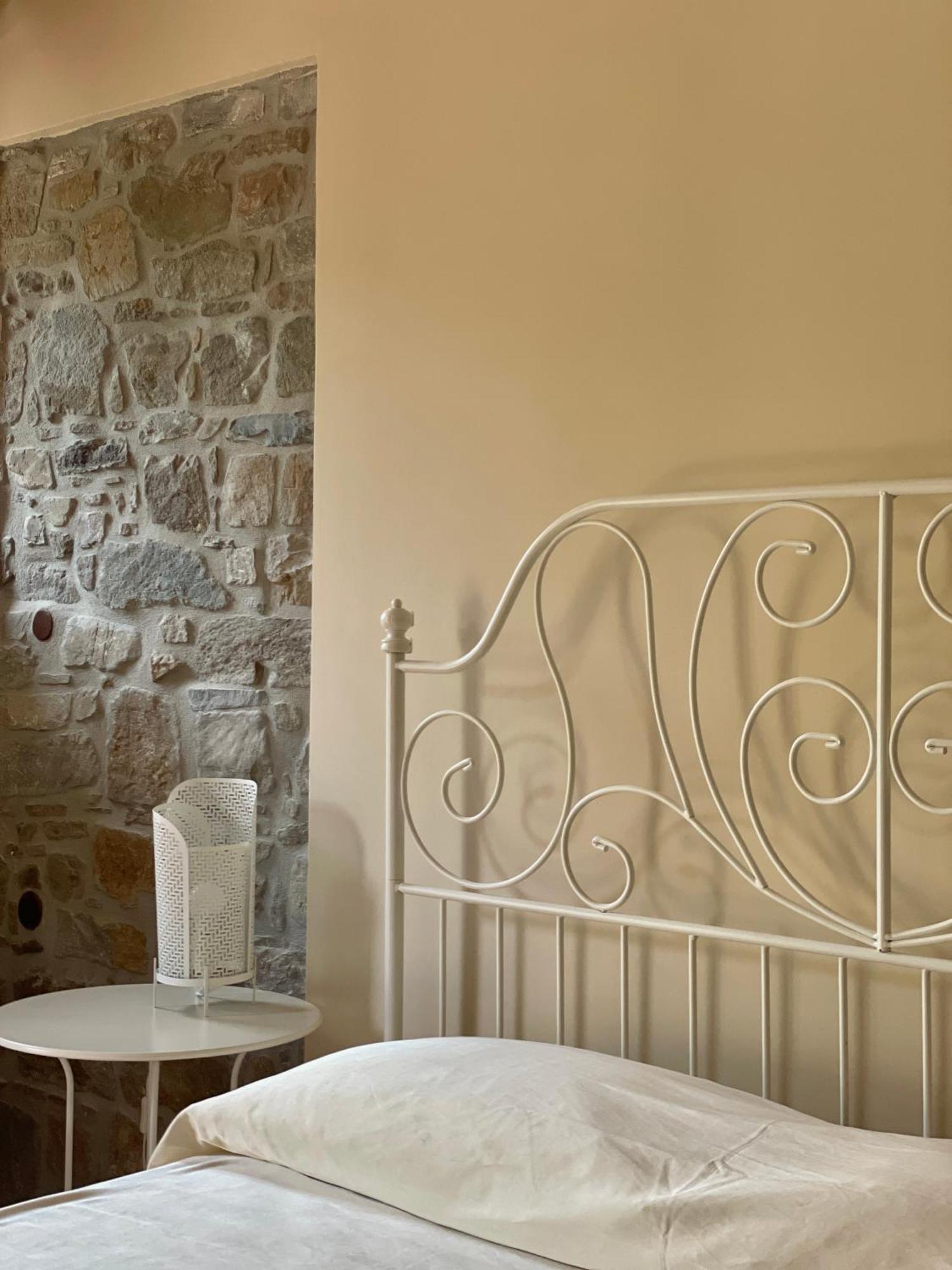 Agriturismo Piano Di Andrea Ostigliano Экстерьер фото